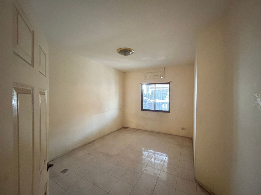 Townhouse Chon Buri Bang Lamung Na Kluea 1700000