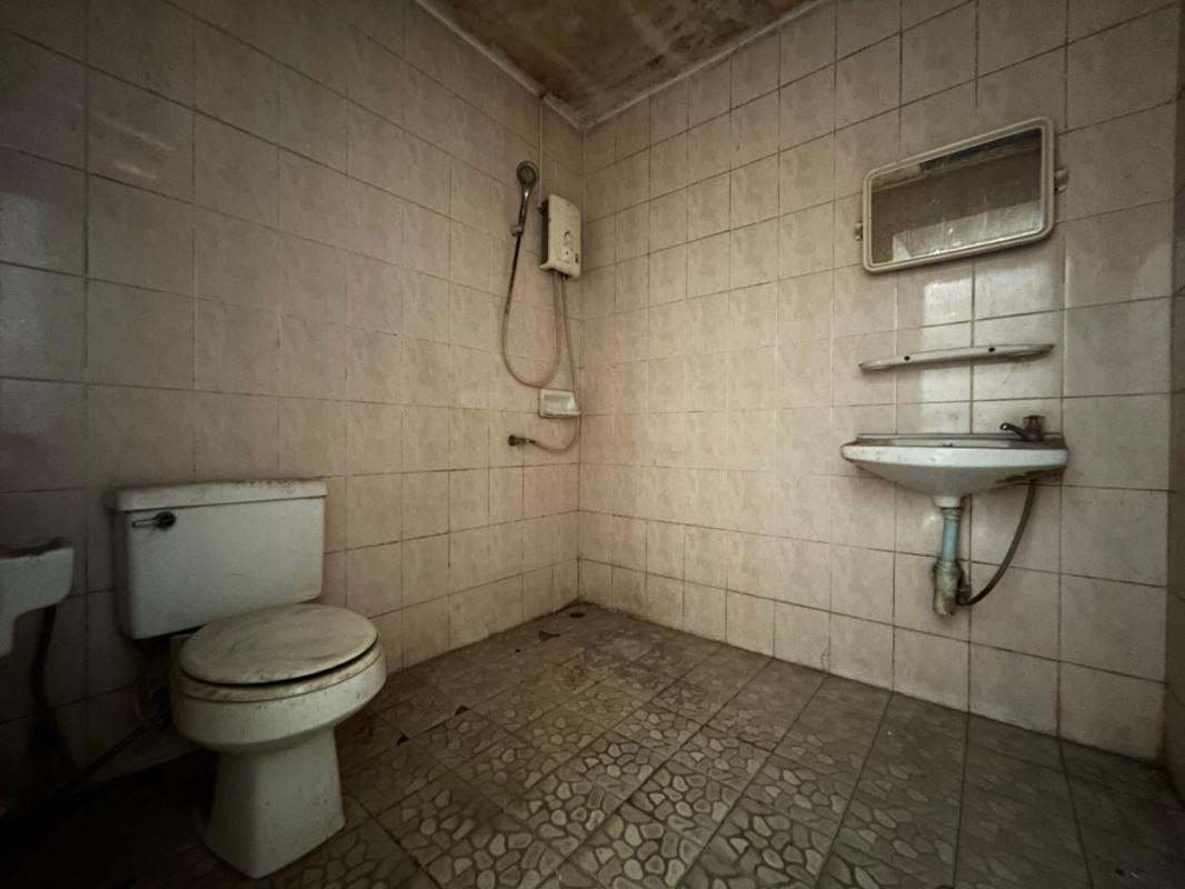 Townhouse Chon Buri Bang Lamung Na Kluea 1700000