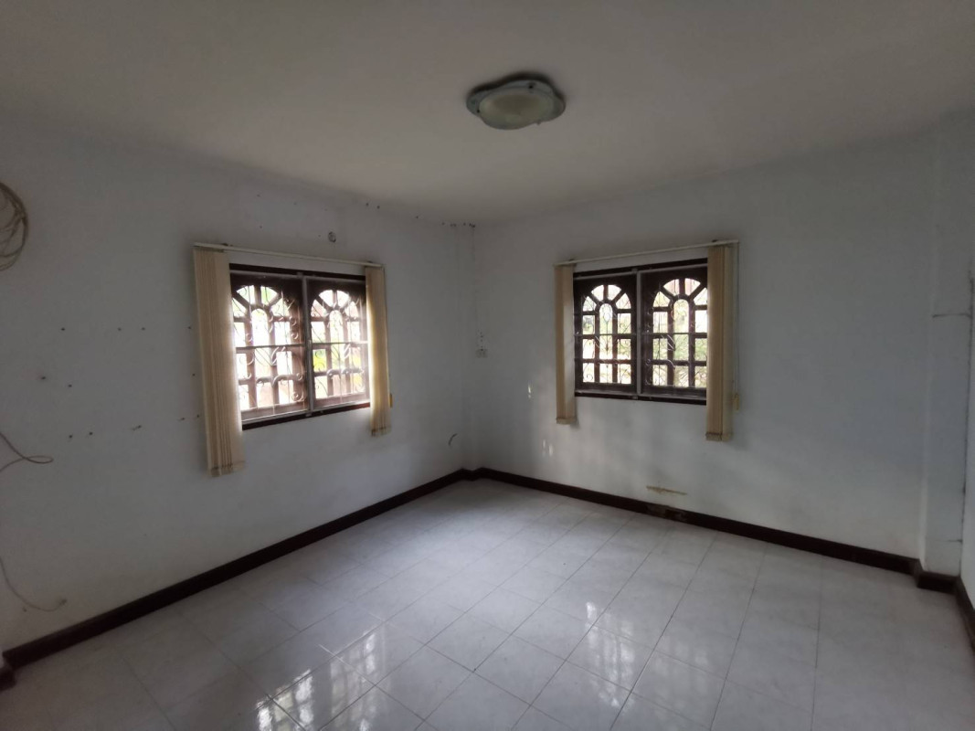 Single house Sakon Nakhon Mueang Sakon Nakhon Ngio Don 3080000