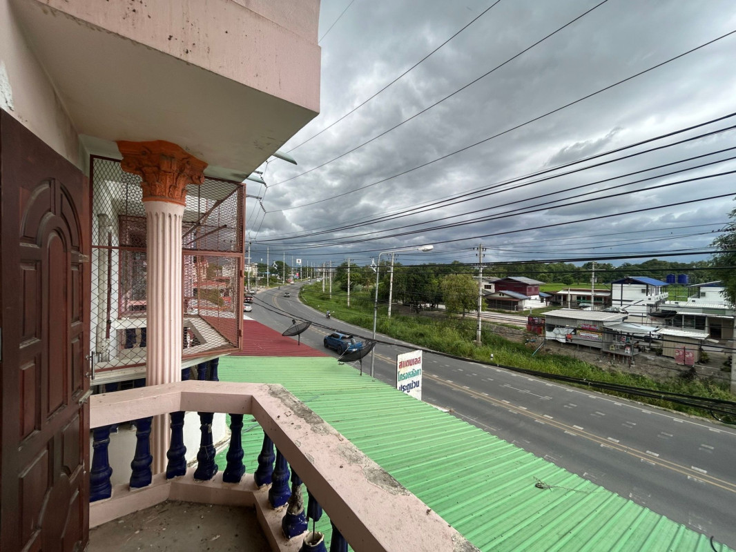 อาคารพาณิชย์ ปาริชาติแลนด์ นครสวรรค์ ลาดยาว สระแก้ว 2000000