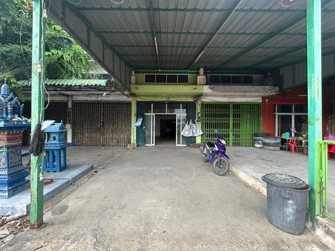 อาคารพาณิชย์ ปาริชาติแลนด์ นครสวรรค์ ลาดยาว สระแก้ว 2000000