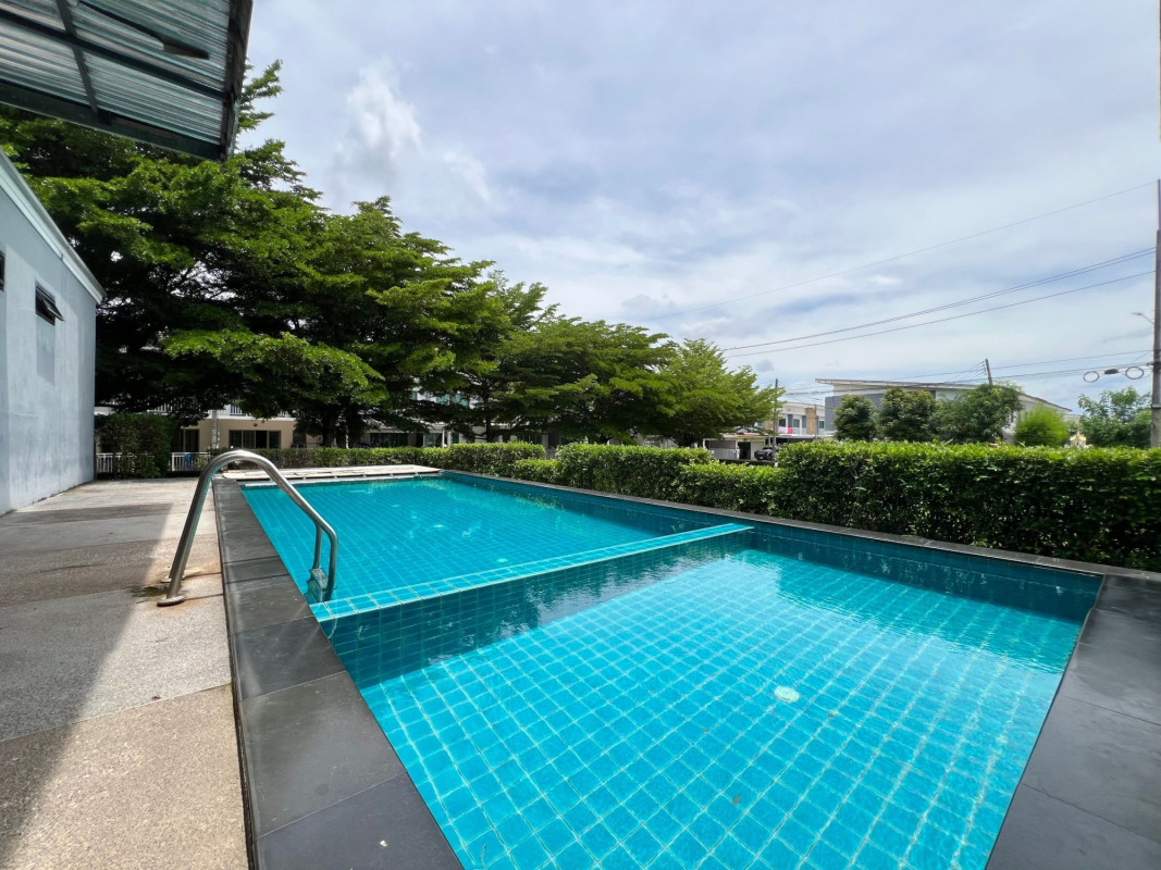 ทาวน์เฮ้าส์ มีโมเดิร์น ปราจีนบุรี กบินทร์บุรี หนองกี่ 2000000