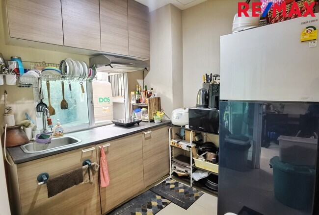 ทาวน์เฮ้าส์ เดอะ เมทโทร รัตนาธิเบศร์ นนทบุรี เมืองนนทบุรี ไทรม้า 3890000