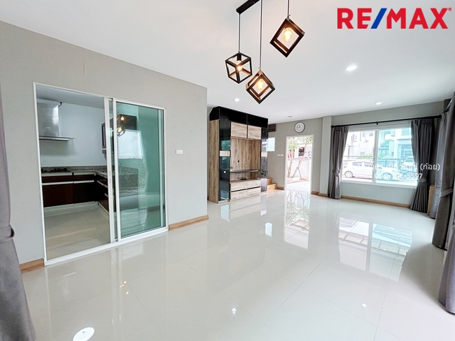 บ้านแฝด ภัทรีดา วิลล่า ปทุมธานี 2 ปทุมธานี เมืองปทุมธานี บางเดื่อ 2890000