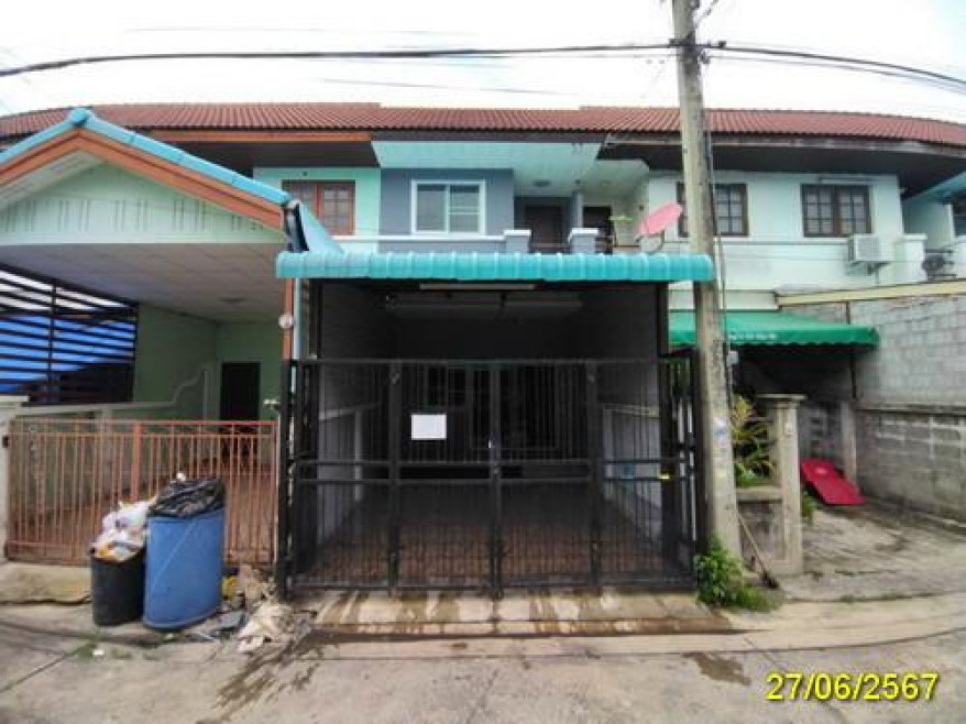 ทาวน์เฮ้าส์ ฉัตรไพลิน ปทุมธานี ลาดหลุมแก้ว ระแหง 1250000