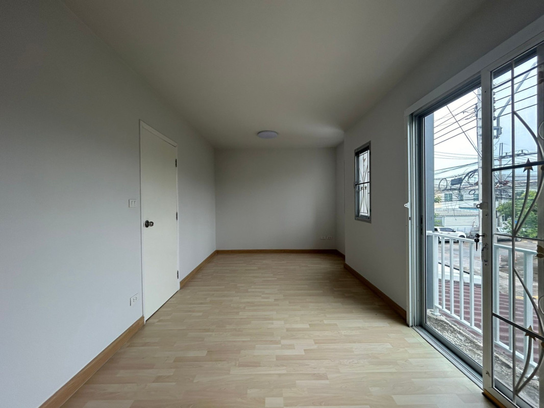 บ้านเดี่ยว เดอะคอนเนครามอินทรา-มีนบุรี กรุงเทพมหานคร มีนบุรี มีนบุรี 2600000