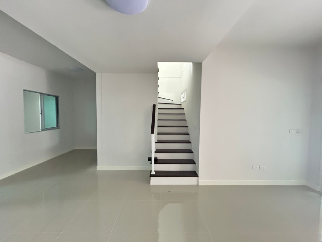 บ้านเดี่ยว เดอะคอนเนครามอินทรา-มีนบุรี กรุงเทพมหานคร มีนบุรี มีนบุรี 2600000
