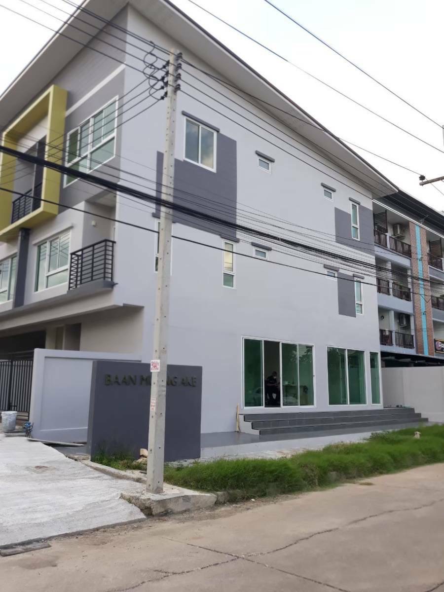 ทาวน์เฮ้าส์ บ้านเมืองเอก ปทุมธานี เมืองปทุมธานี หลักหก 29500000
