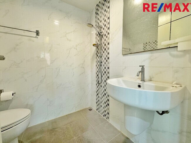 บ้านแฝด เดอะ ทรัสต์ 95 ราชพฤกษ์ รัตนาธิเบศร์ นนทบุรี ปากเกร็ด อ้อมเกร็ด 3290000