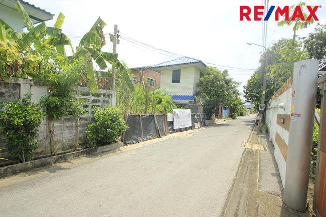 Residential land/lot Bangkok Thung Khru Bang Mot 1690000