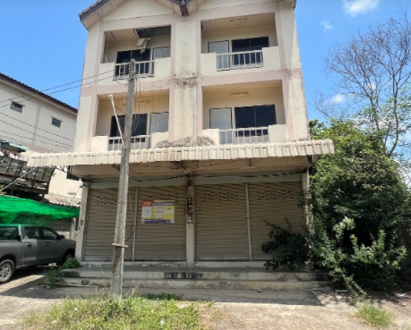 Commercial building Lamphun Mueang Lamphun Ban Klang 4300000