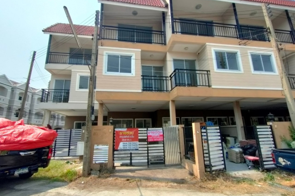 Townhouse Pathum Thani Mueang Pathum Thani Bang Phun 2100000