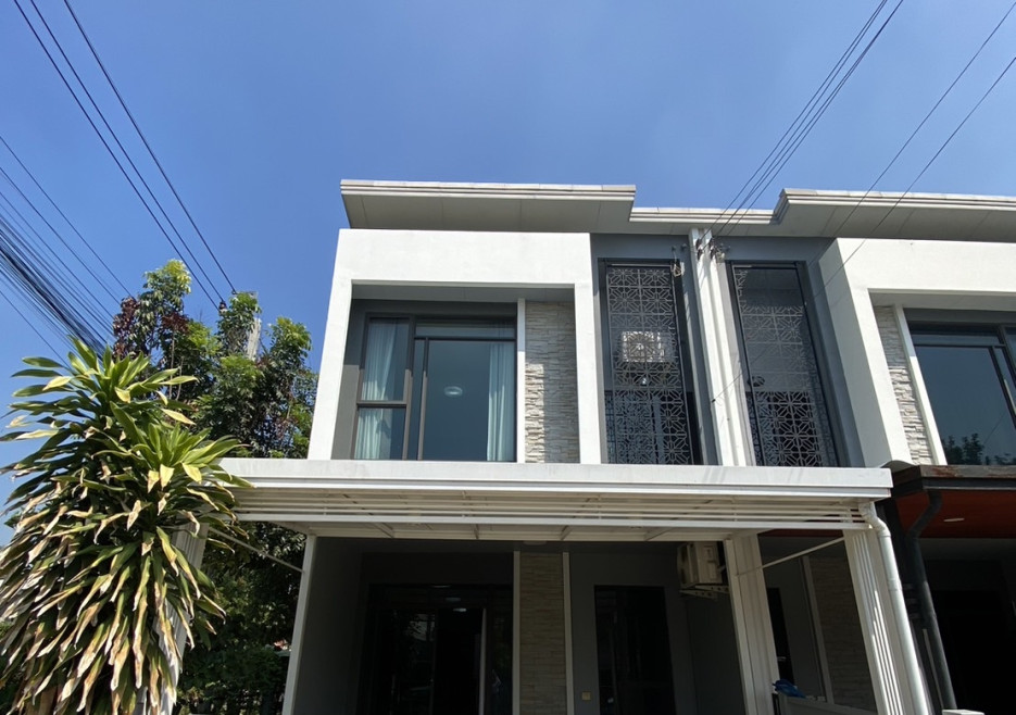 ทาวน์เฮ้าส์ นนทบุรี บางใหญ่ เสาธงหิน 3690000