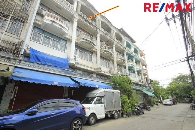 Commercial building Bangkok Bang Kho Laem Bang Khlo 4300000