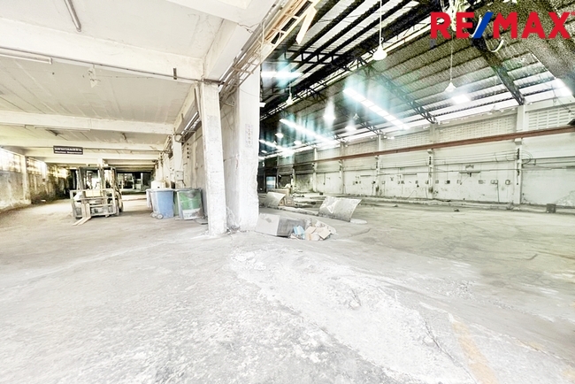 โรงงาน/โกดัง กรุงเทพมหานคร บางขุนเทียน แสมดำ 28000000