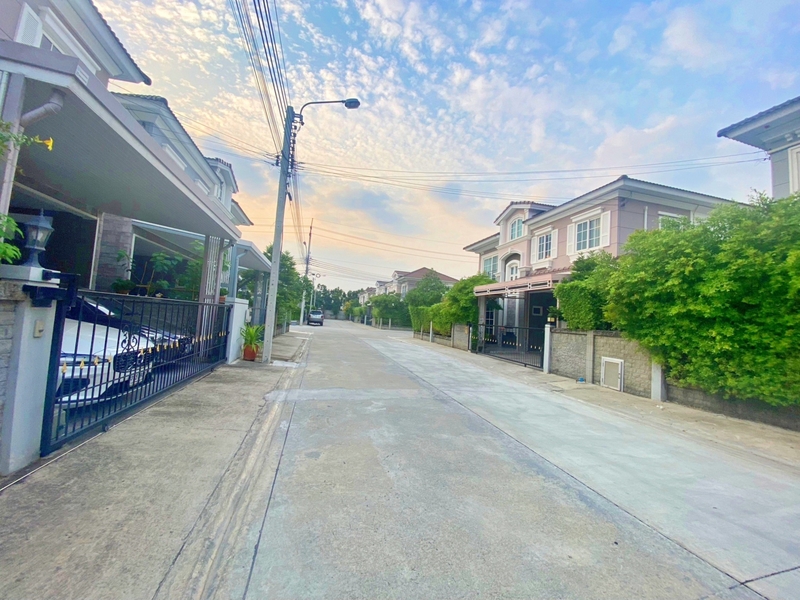 บ้านแฝด โกลเด้น นีโอ สาทร วิลเลจ กรุงเทพมหานคร จอมทอง บางขุนเทียน 9190000