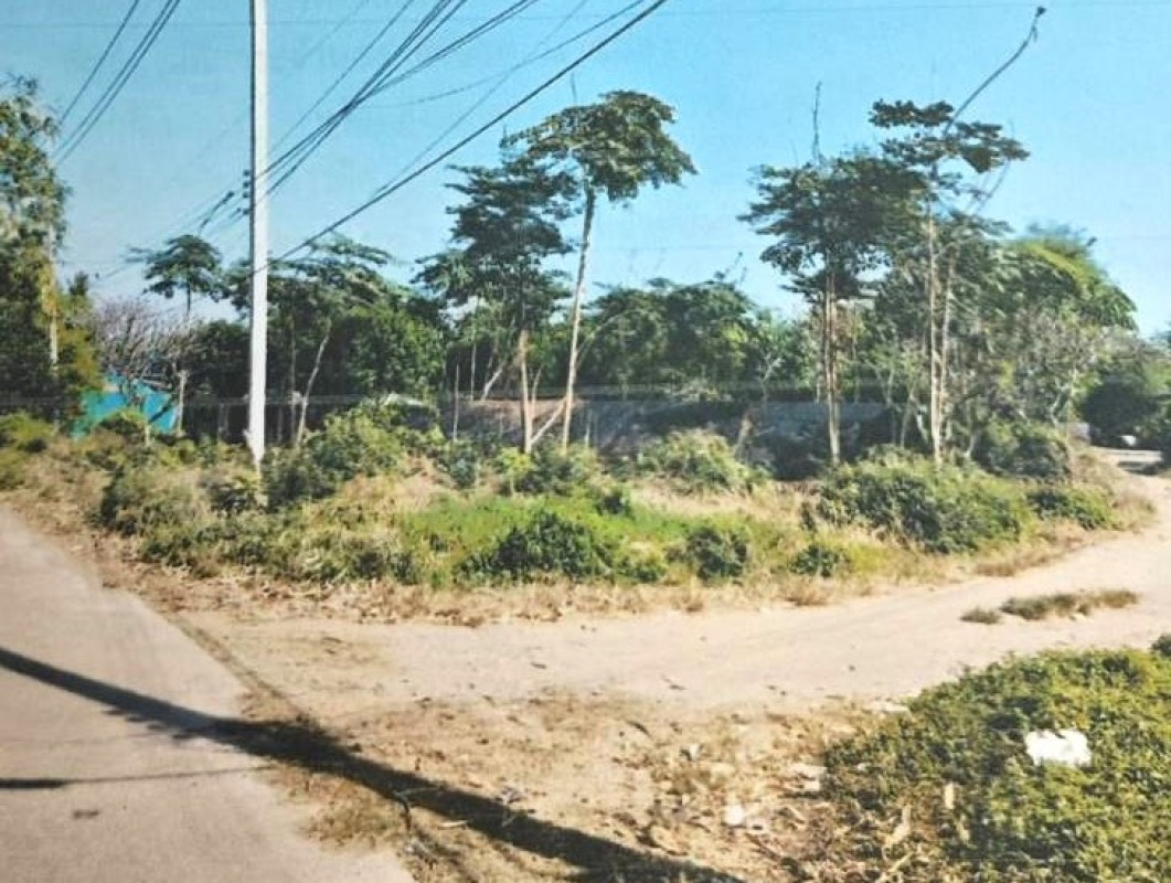 Residential land/lot Phichit Taphan Hin Wang Wa 211200