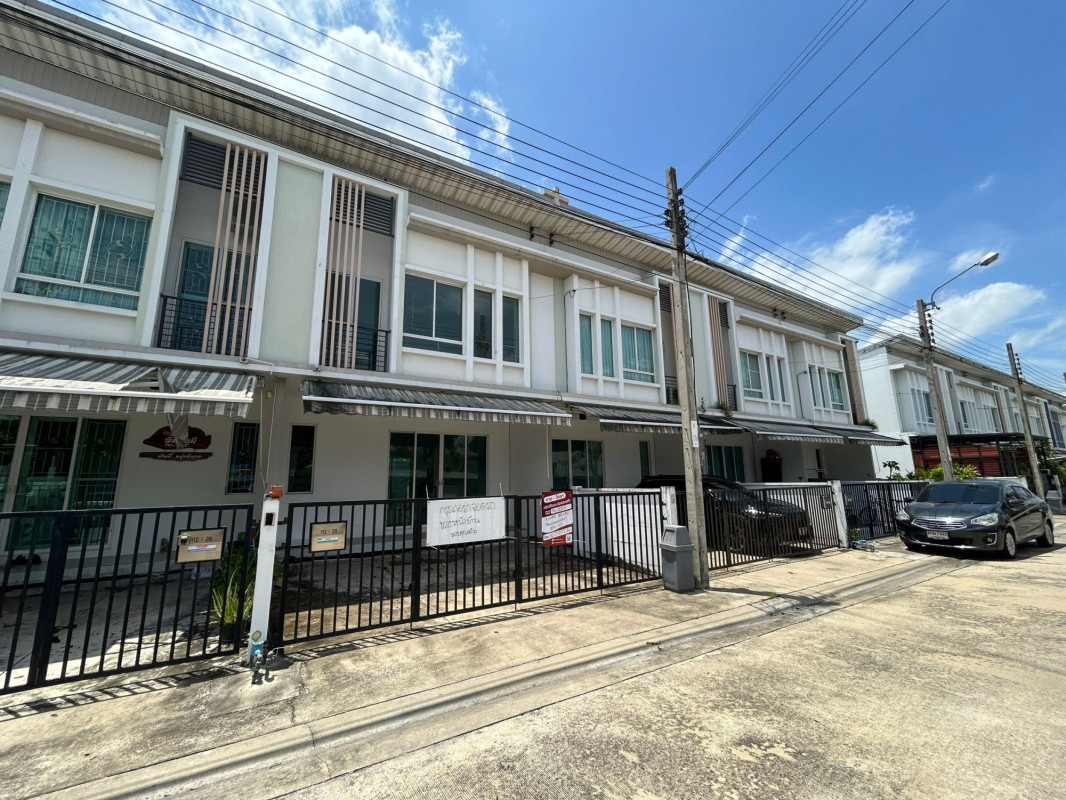 ทาวน์เฮ้าส์ เดอะ พลีโน่ วงแหวน-รามอินทรา กรุงเทพมหานคร คลองสามวา บางชัน 2900000