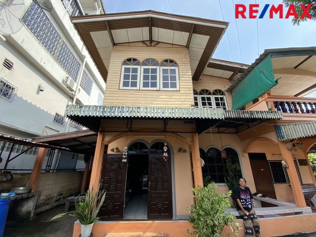 Single house Bangkok Chom Thong Bang Mot 18000000