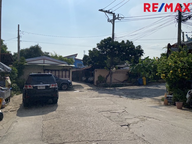 Single house Bangkok Chom Thong Bang Mot 18000000