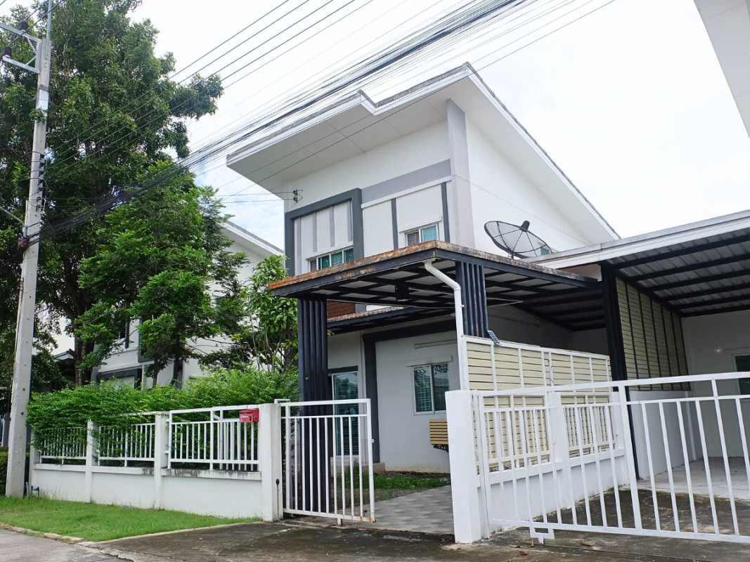 Single house Chon Buri Phan Thong Ban Kao 3000000