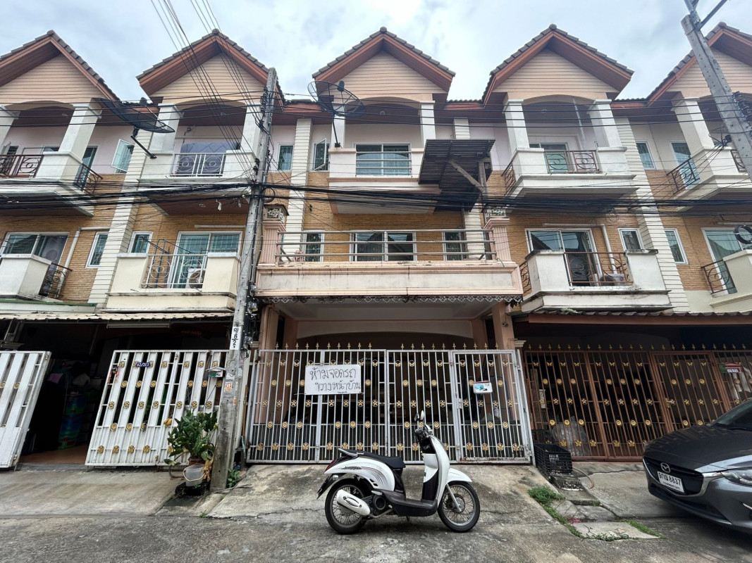 ทาวน์เฮ้าส์ ศิขรินทร์ นนทบุรี บางกรวย วัดชลอ 2900000