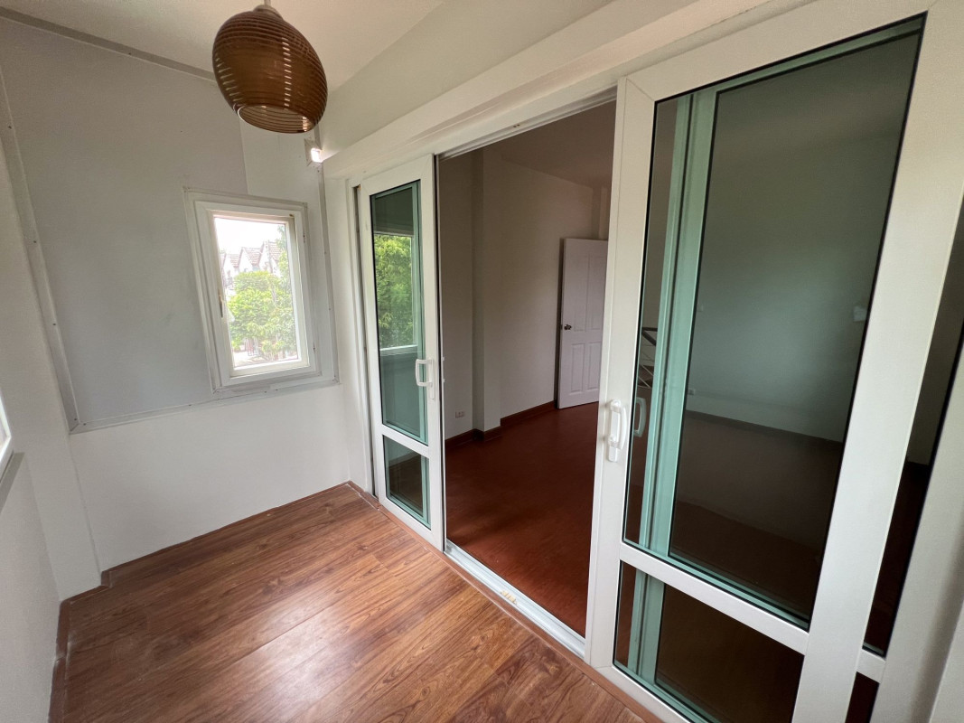 บ้านเดี่ยว ลิฟวิ่งนารา รังสิต-คลอง 4 ปทุมธานี ธัญบุรี บึงยี่โถ 4000000