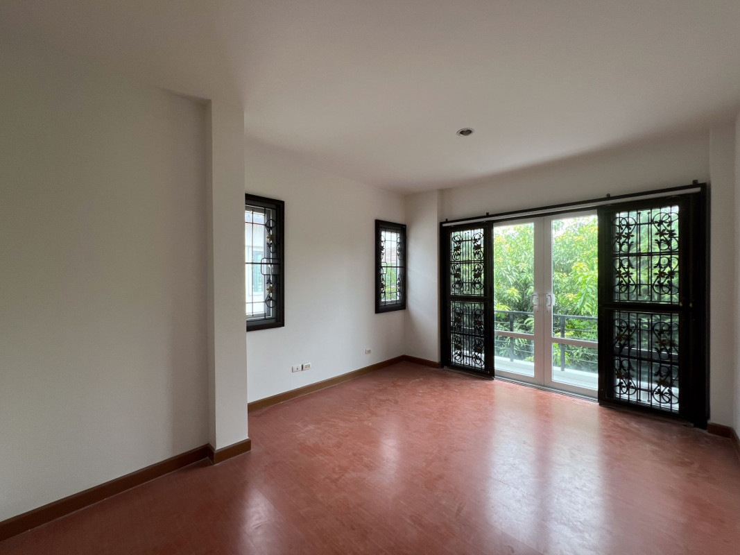 บ้านเดี่ยว ลิฟวิ่งนารา รังสิต-คลอง 4 ปทุมธานี ธัญบุรี บึงยี่โถ 4000000