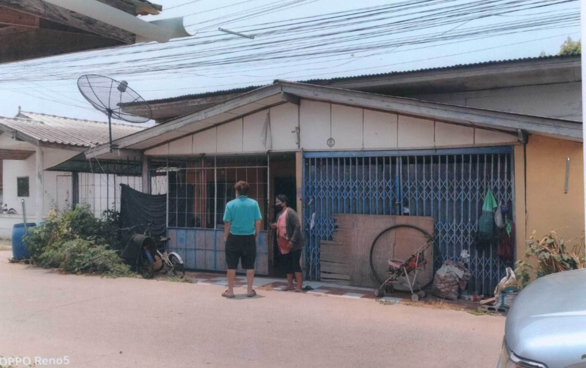 ทาวน์เฮ้าส์ นครสวรรค์ เก้าเลี้ยว มหาโพธิ 585100