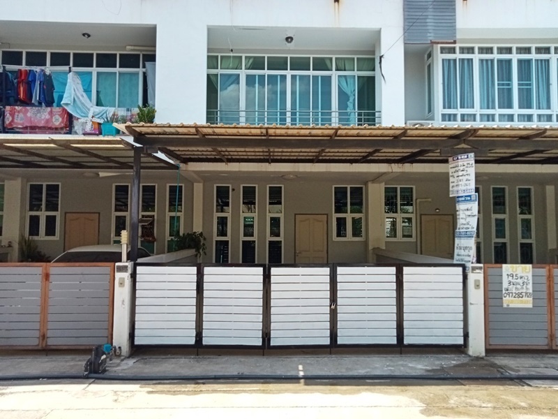 ทาวน์เฮ้าส์ เมโทรไลฟ์ ลาดพร้าว 71 กรุงเทพมหานคร ลาดพร้าว ลาดพร้าว 3811765