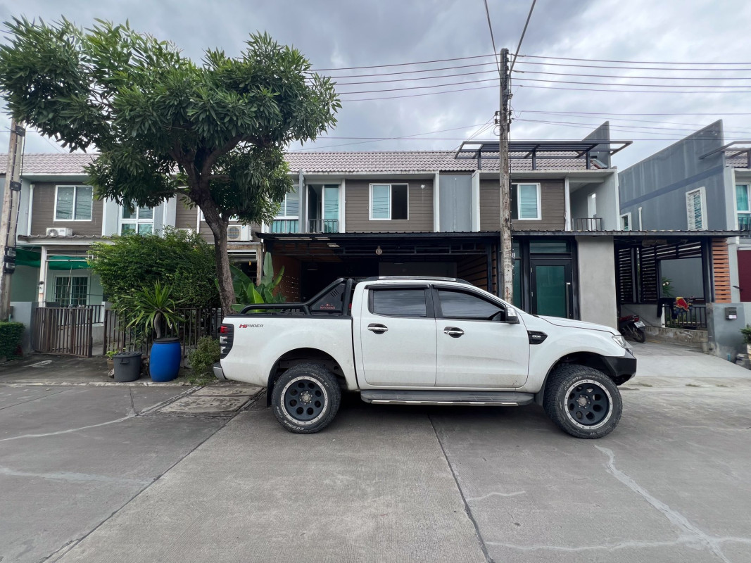 ทาวน์เฮ้าส์ เดอะคัลเลอร์ พรีเมียม รังสิต-ลำลูกกา ปทุมธานี ลำลูกกา ลาดสวาย 1920000
