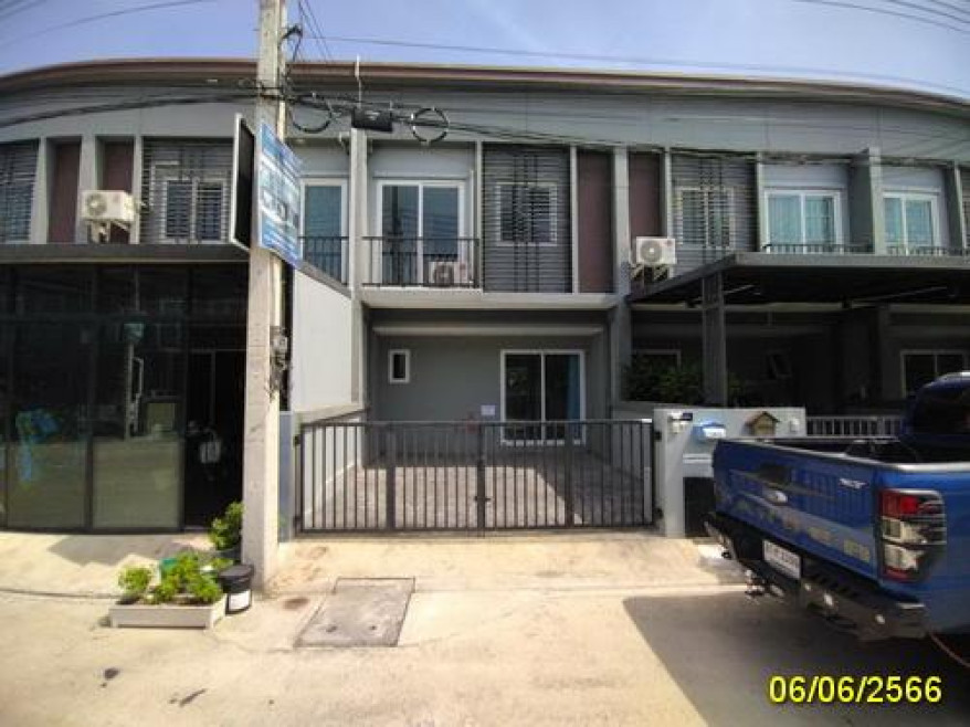 Townhouse Pathum Thani Lat Lum Kaeo Khu Khwang 1800000