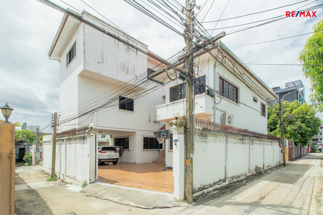 บ้านเดี่ยว สมเด็จเจ้าพระยา 12(ซอยสิทธิเกษม) กรุงเทพมหานคร คลองสาน สมเด็จเจ้าพระยา 14500000