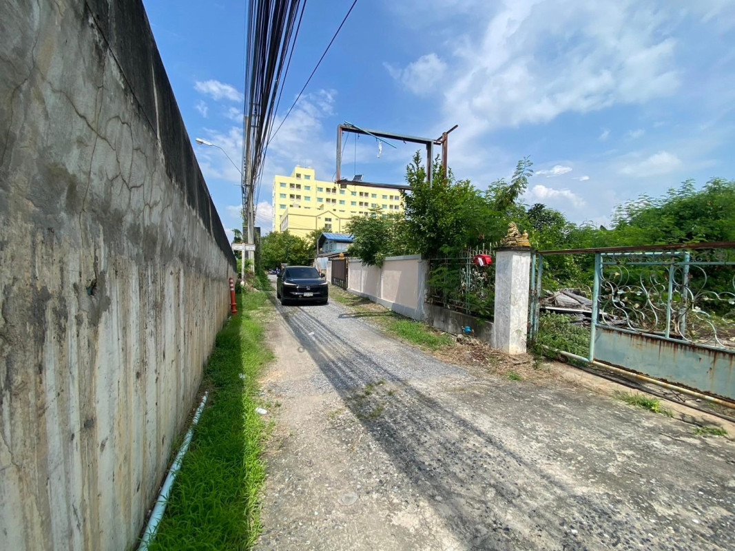 Residential land/lot Samut Prakan Bang Sao Thong Bang Sao Thong 8000000
