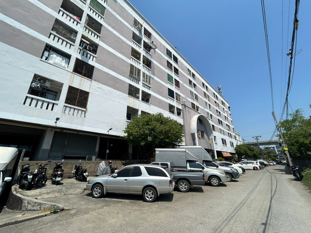 คอนโด ศรีรามคอนโดมิเนียม กรุงเทพมหานคร สะพานสูง สะพานสูง 670000