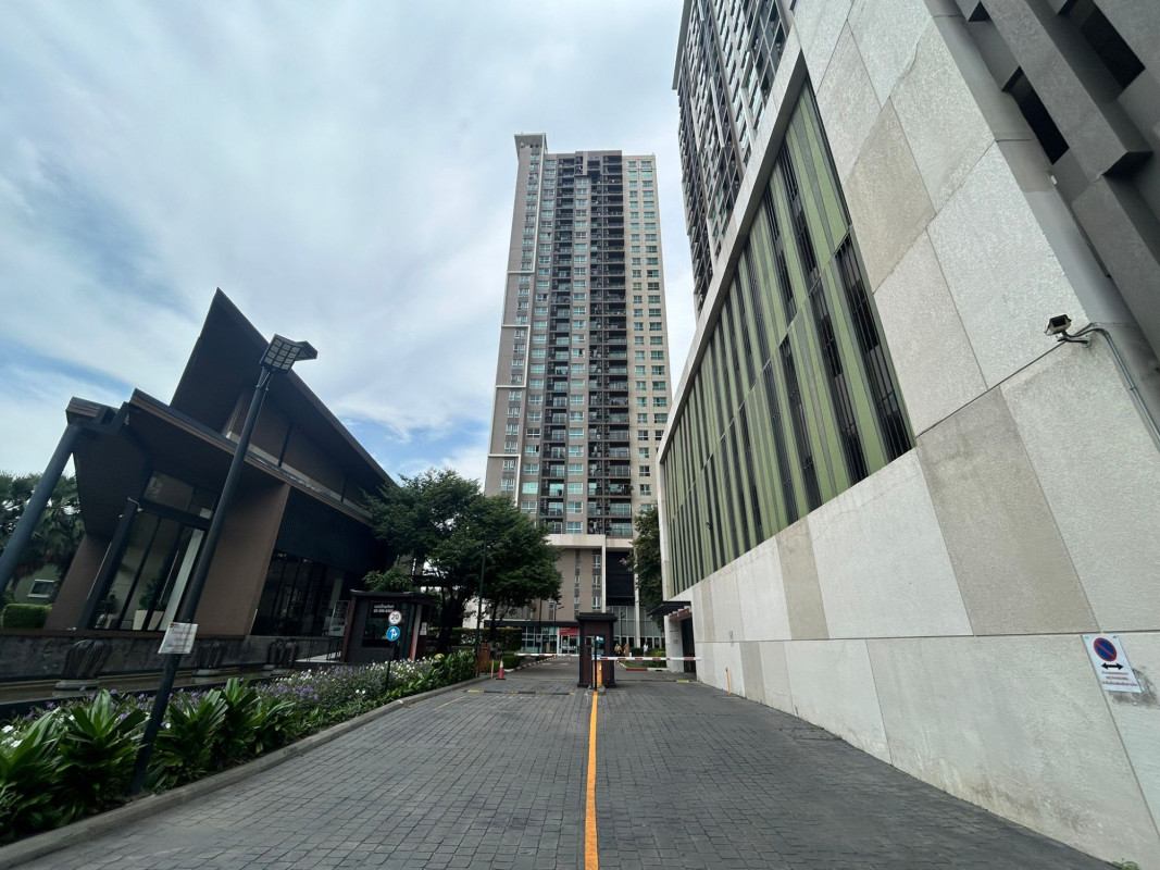 Condominium Fuse Chan-Sathorn Bangkok Sathon Wat Thung Don 2970000