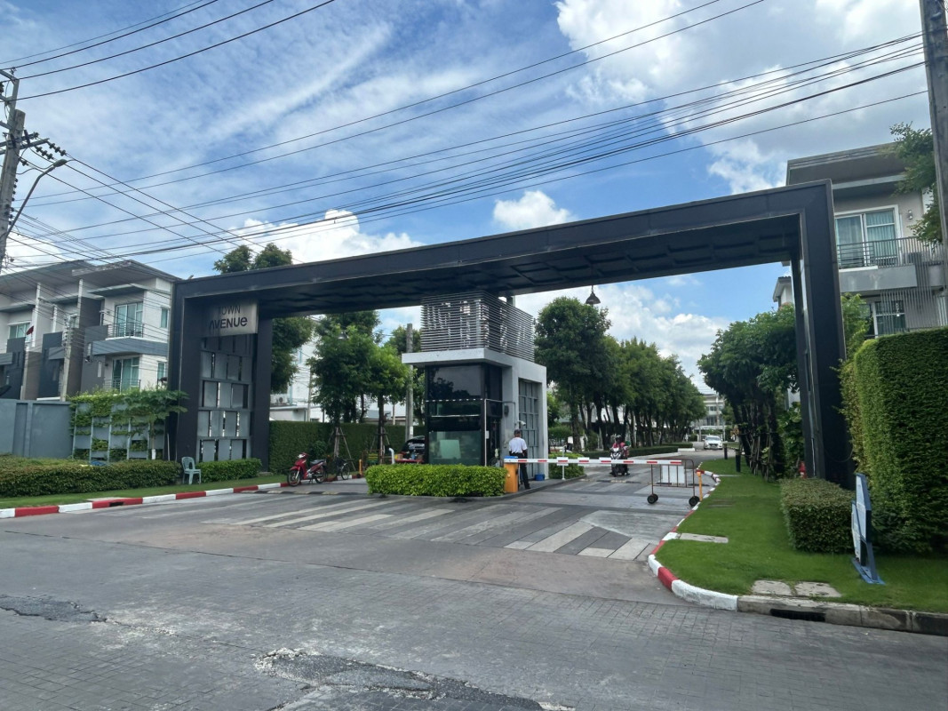 คอนโด เลอริช คอนโดมืเนียม กรุงเทพมหานคร ยานนาวา ช่องนนทรี 4182095