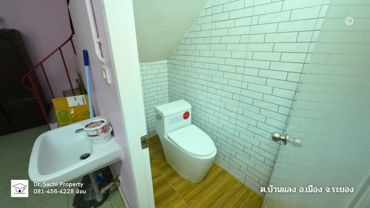 อาคารพาณิชย์ อาคารพาณิชย์ 3 ชั้น 20 ตรว. ตรงข้าม รร.ระยองปัญญานุกูล ระยอง เมืองระยอง บ้านแลง 2900000