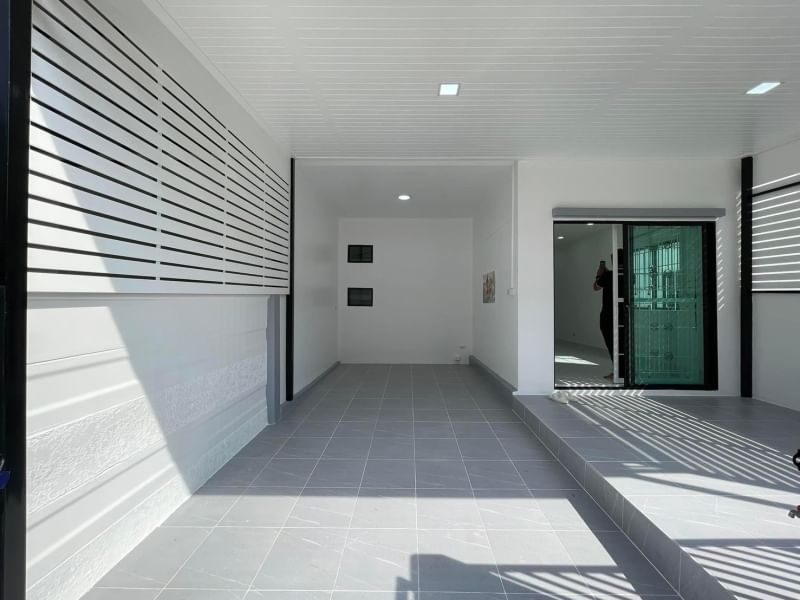 Townhouse Pathum Thani Thanyaburi Pracha Thipat 2200000