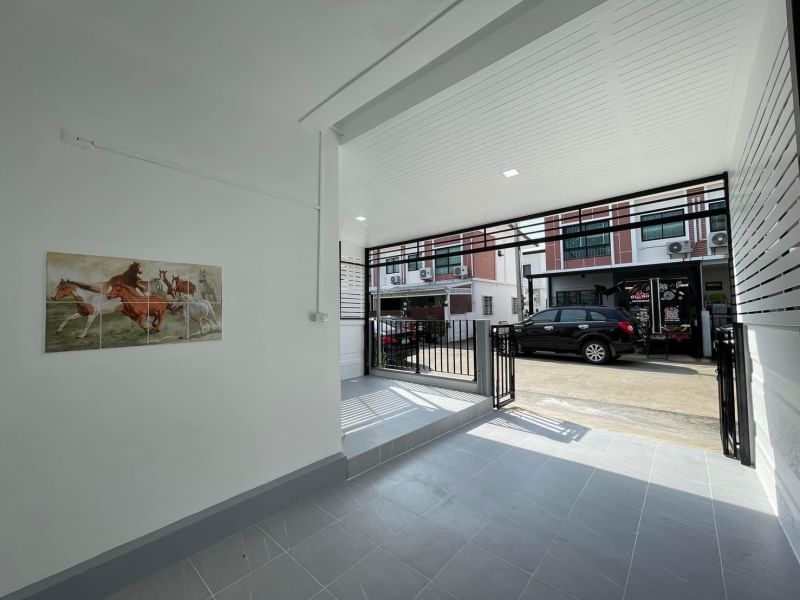 Townhouse Pathum Thani Thanyaburi Pracha Thipat 2200000