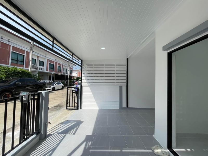 Townhouse Pathum Thani Thanyaburi Pracha Thipat 2200000