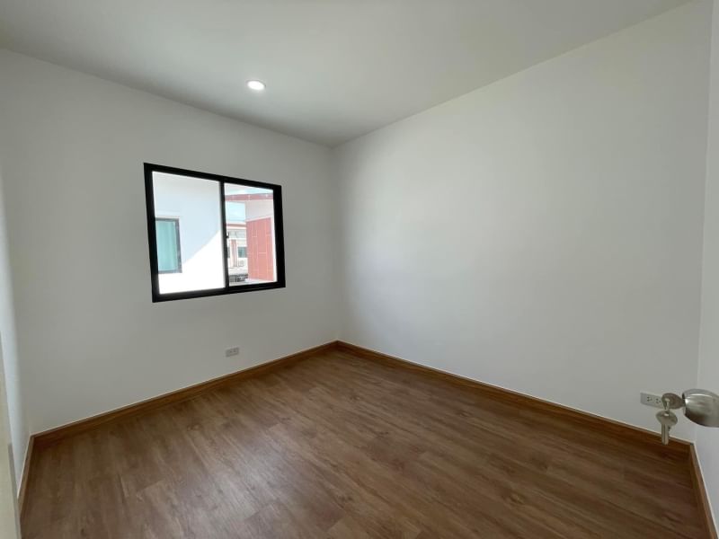 Townhouse Pathum Thani Thanyaburi Pracha Thipat 2200000