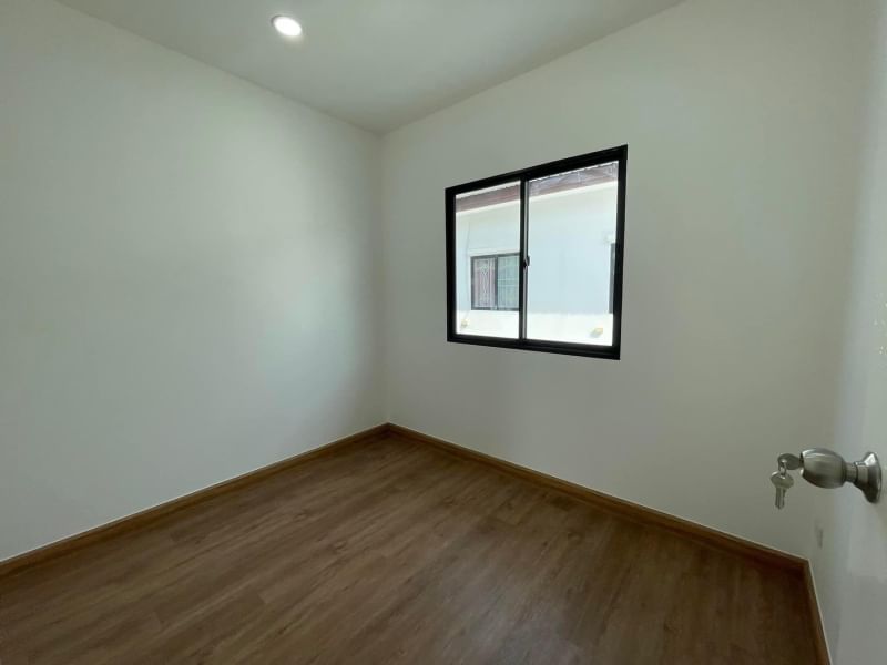 Townhouse Pathum Thani Thanyaburi Pracha Thipat 2200000