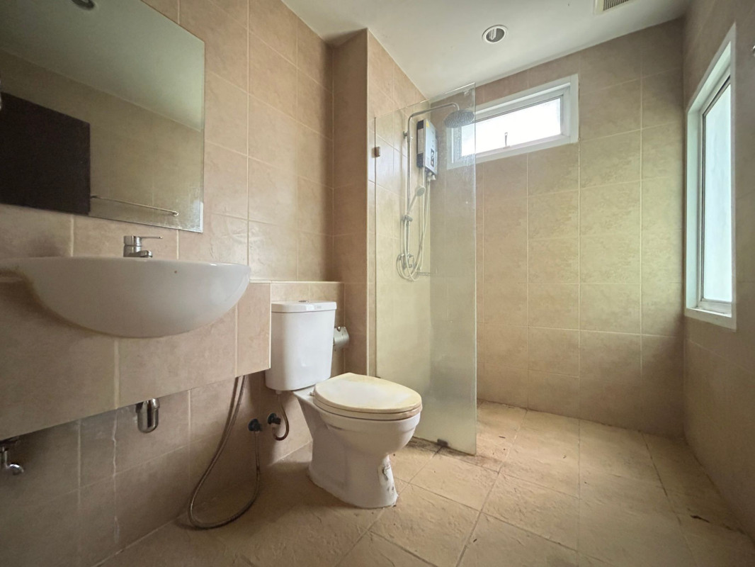 Condominium Chon Buri Mueang Chon Buri Saen Suk 0