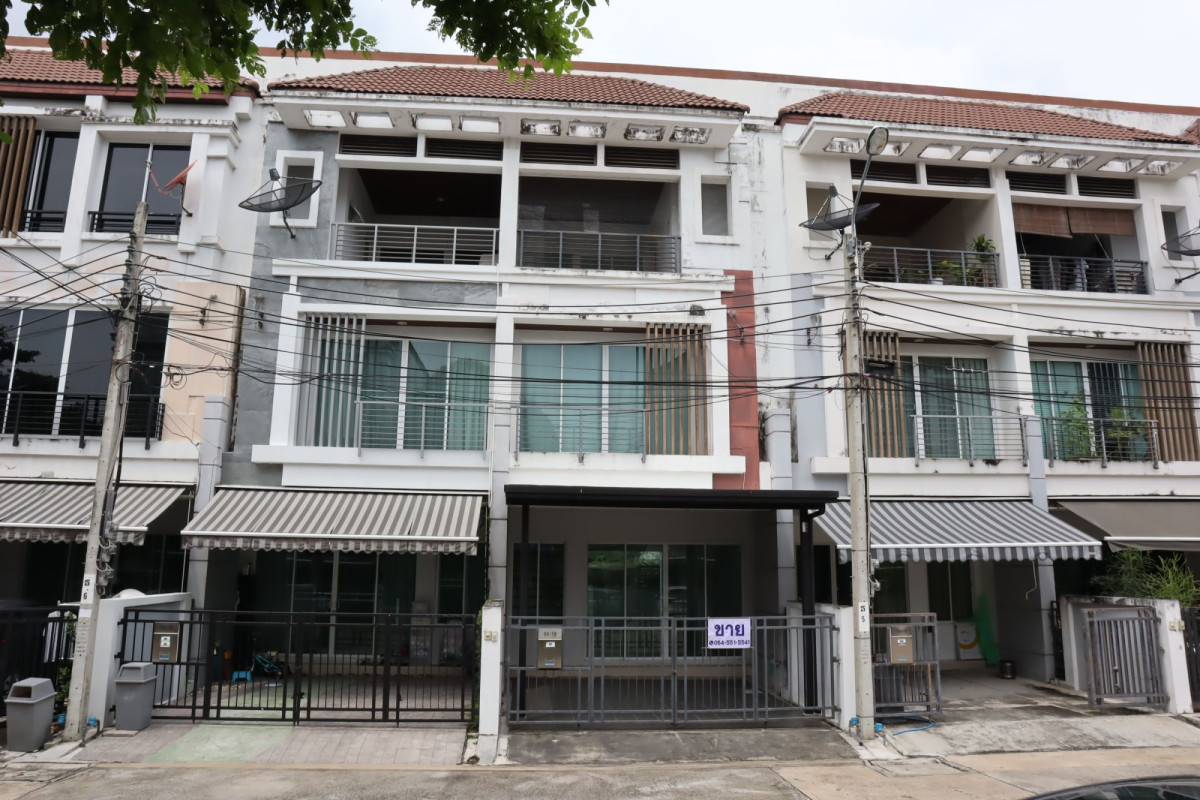 ทาวน์เฮ้าส์ บ้านกลางเมือง สาทร ราชพฤกษ์ กรุงเทพมหานคร ภาษีเจริญ บางจาก 4500000