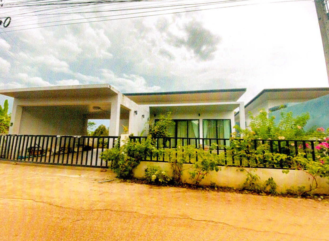 Single house Surat Thani Phunphin Tha Rong Chang 2216020