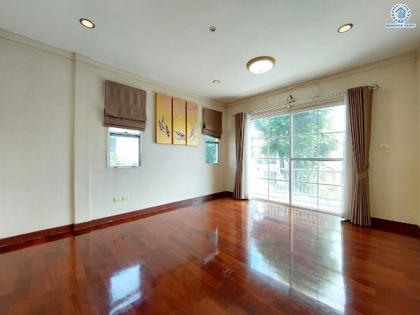 บ้านเดี่ยว มัณฑนา เพชรเกษม 81 กรุงเทพมหานคร หนองแขม หนองแขม 4290000