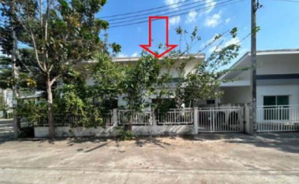Twin house Chon Buri Si Racha Bo Win 2100000
