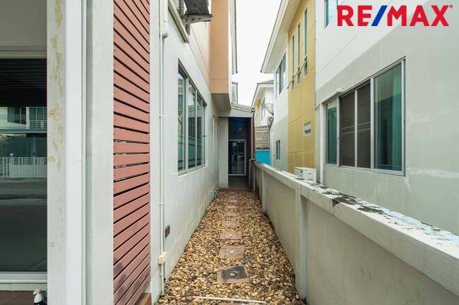 บ้านเดี่ยว ชนันธร กรีนวิลล์ กรุงเทพมหานคร หนองแขม หนองแขม 4150000