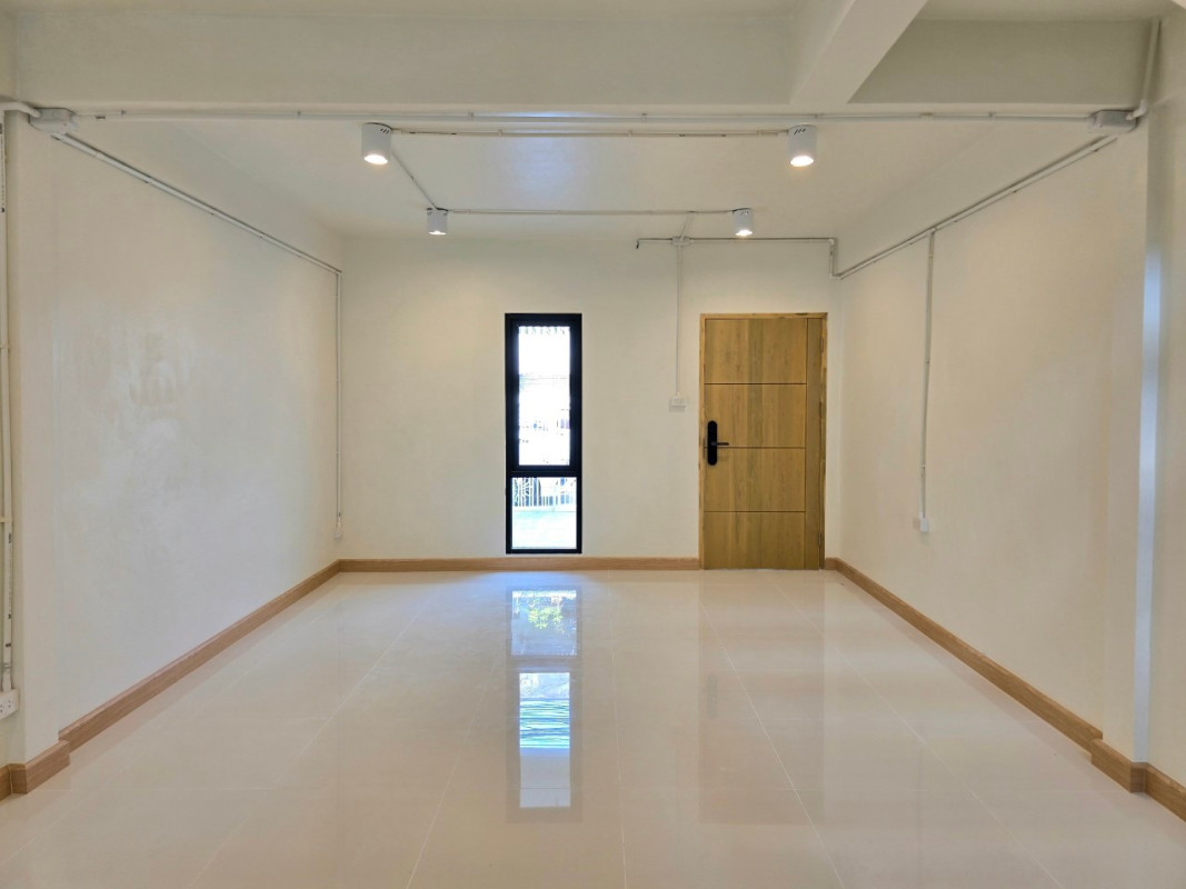 Townhouse Bangkok Phra Khanong Bang Chak 2990000